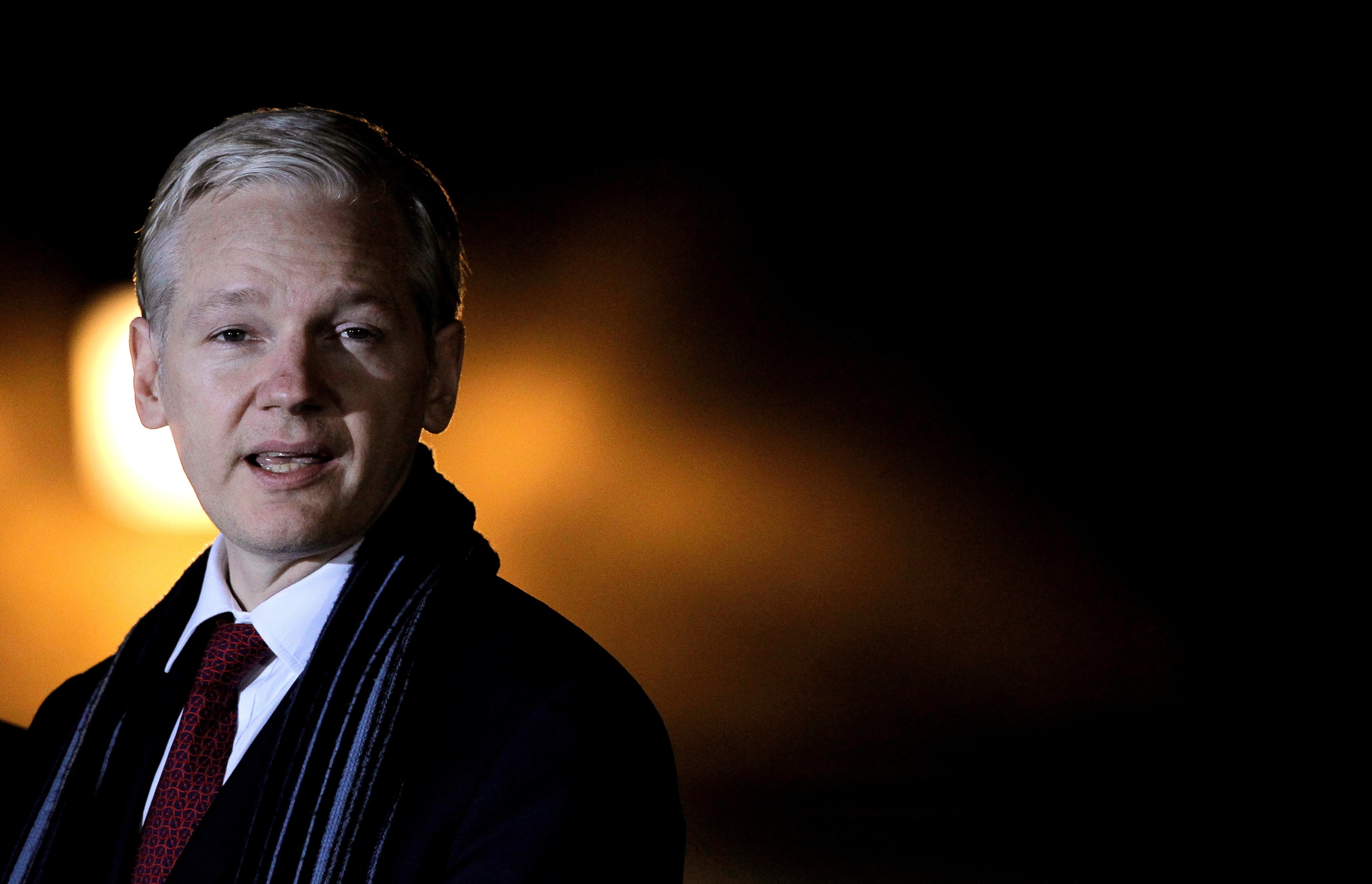 Espionaje o periodismo: empieza el juicio de Julian Assange en Londres