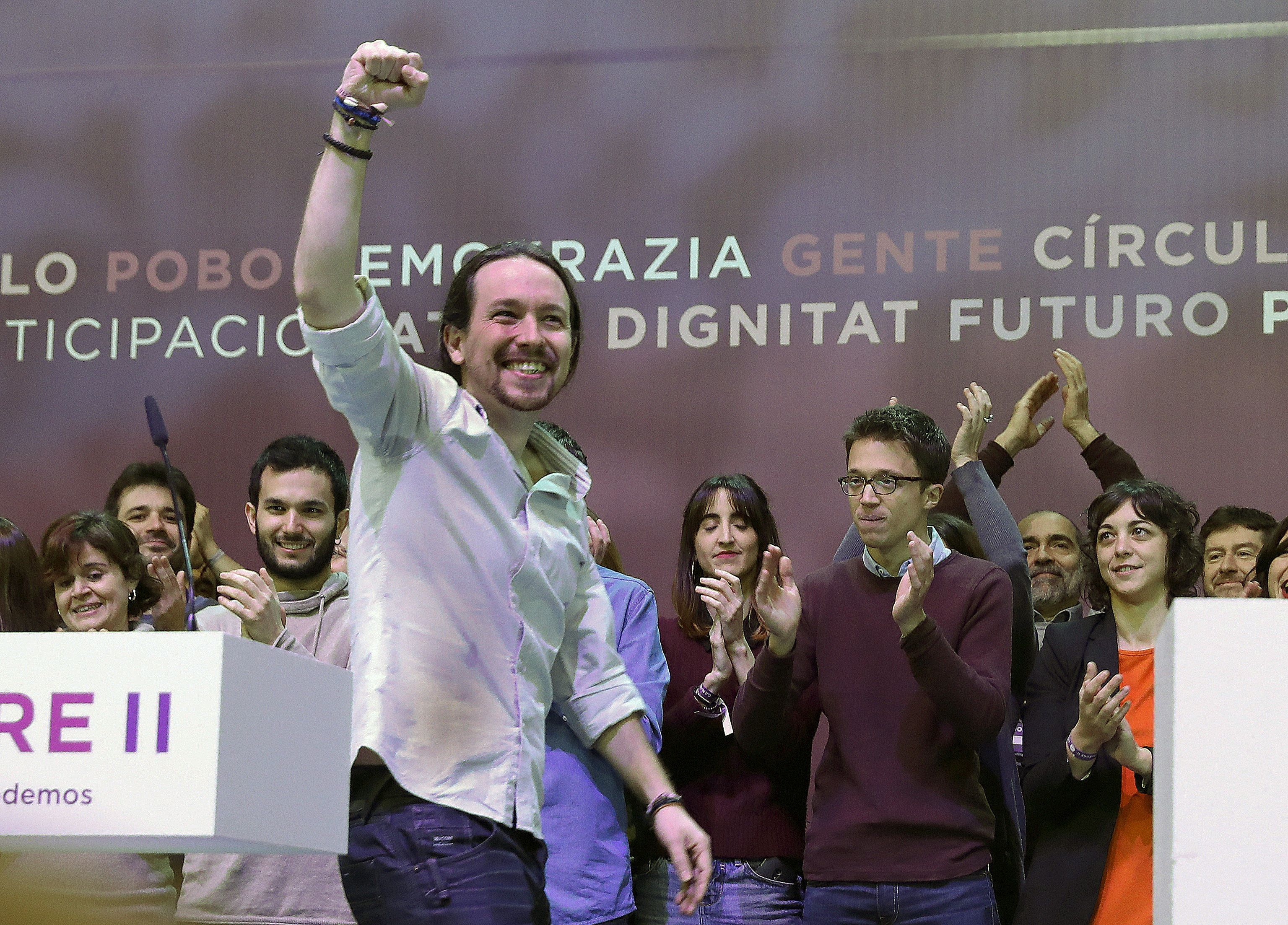 Iglesias ofrece a Errejón y Urbán integrarse en la dirección