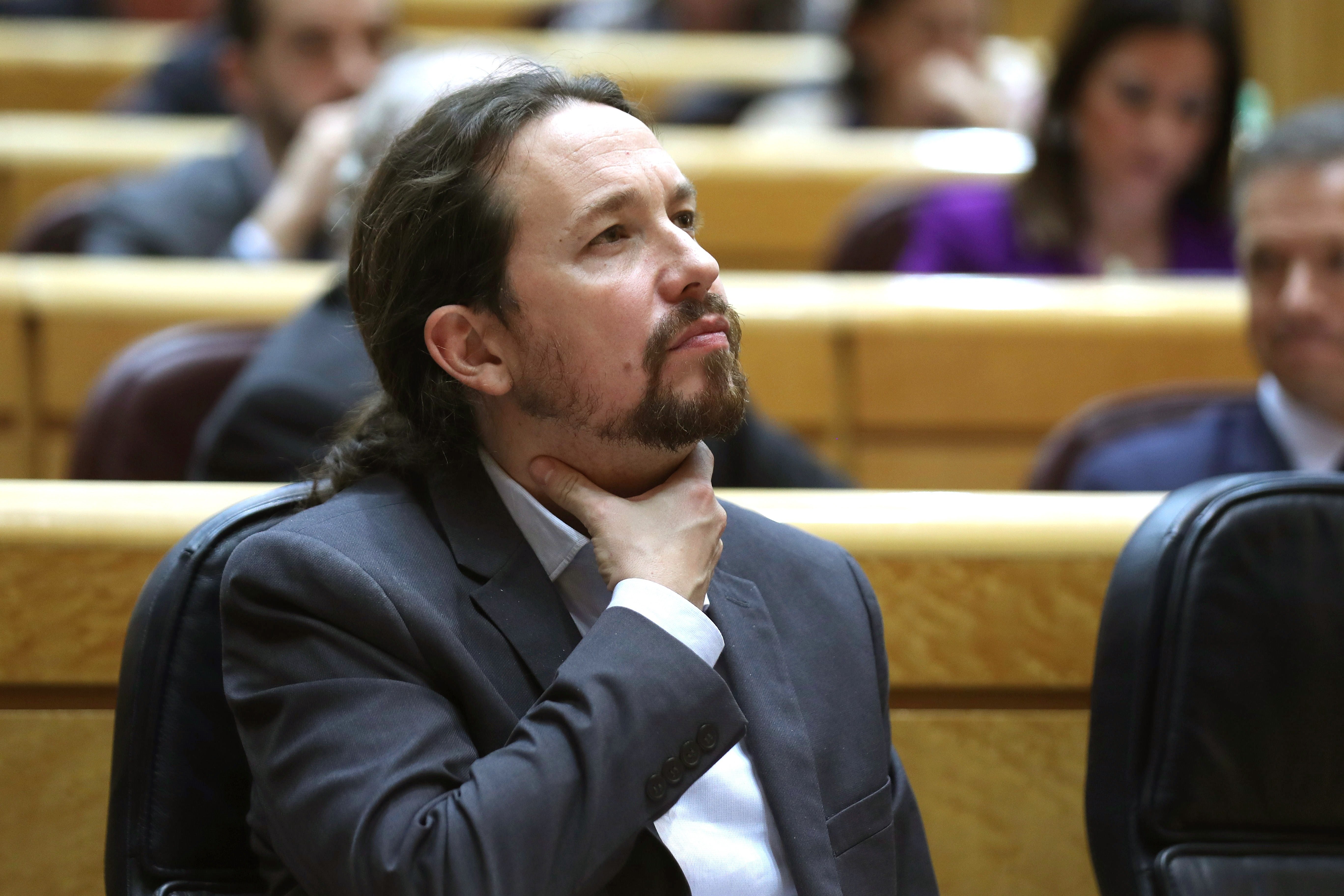 Una amigdalitis aparta a Pablo Iglesias de la mesa de negociación