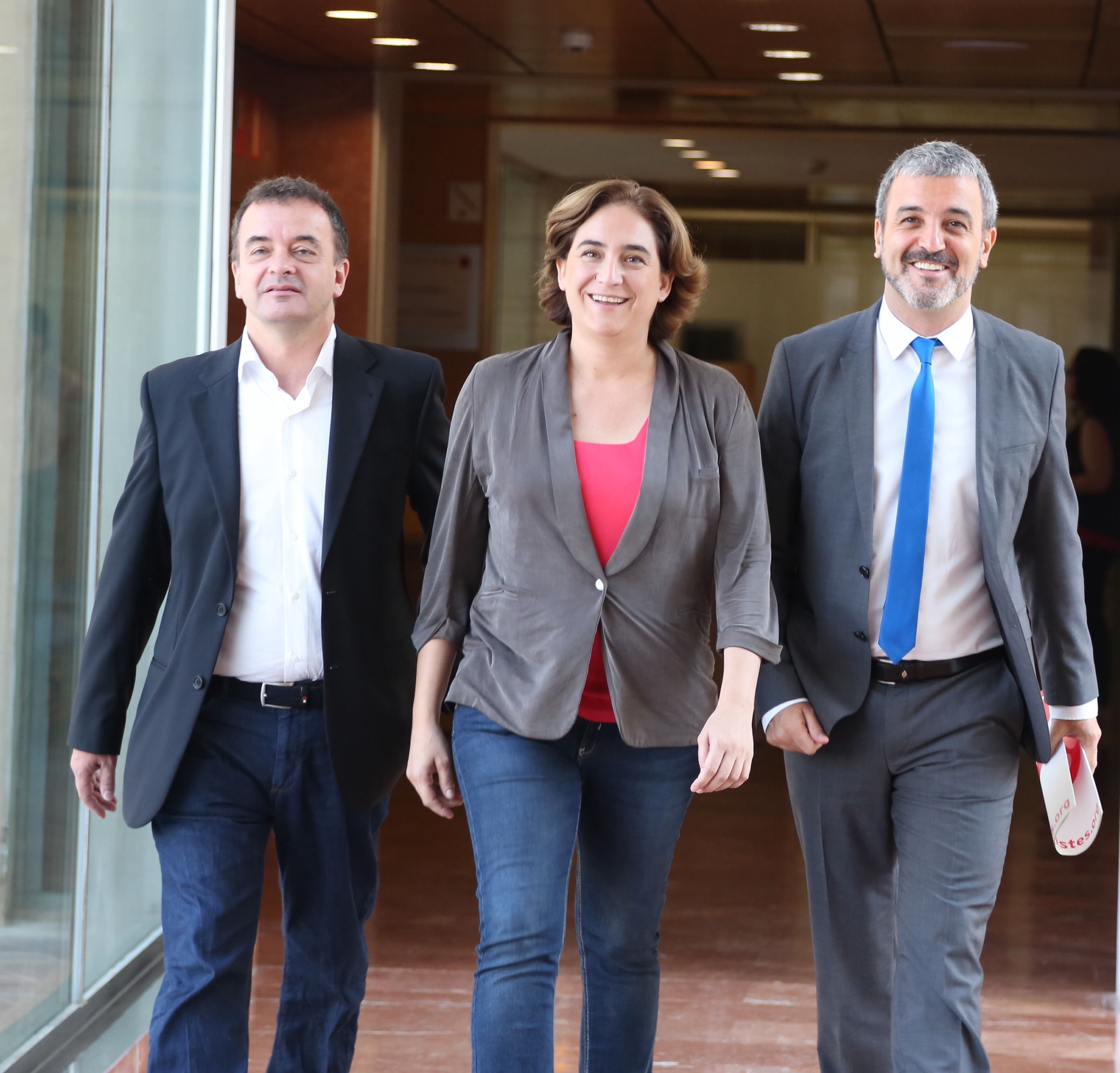 Colau convida ERC a entrar al seu govern amb BComú i el PSC