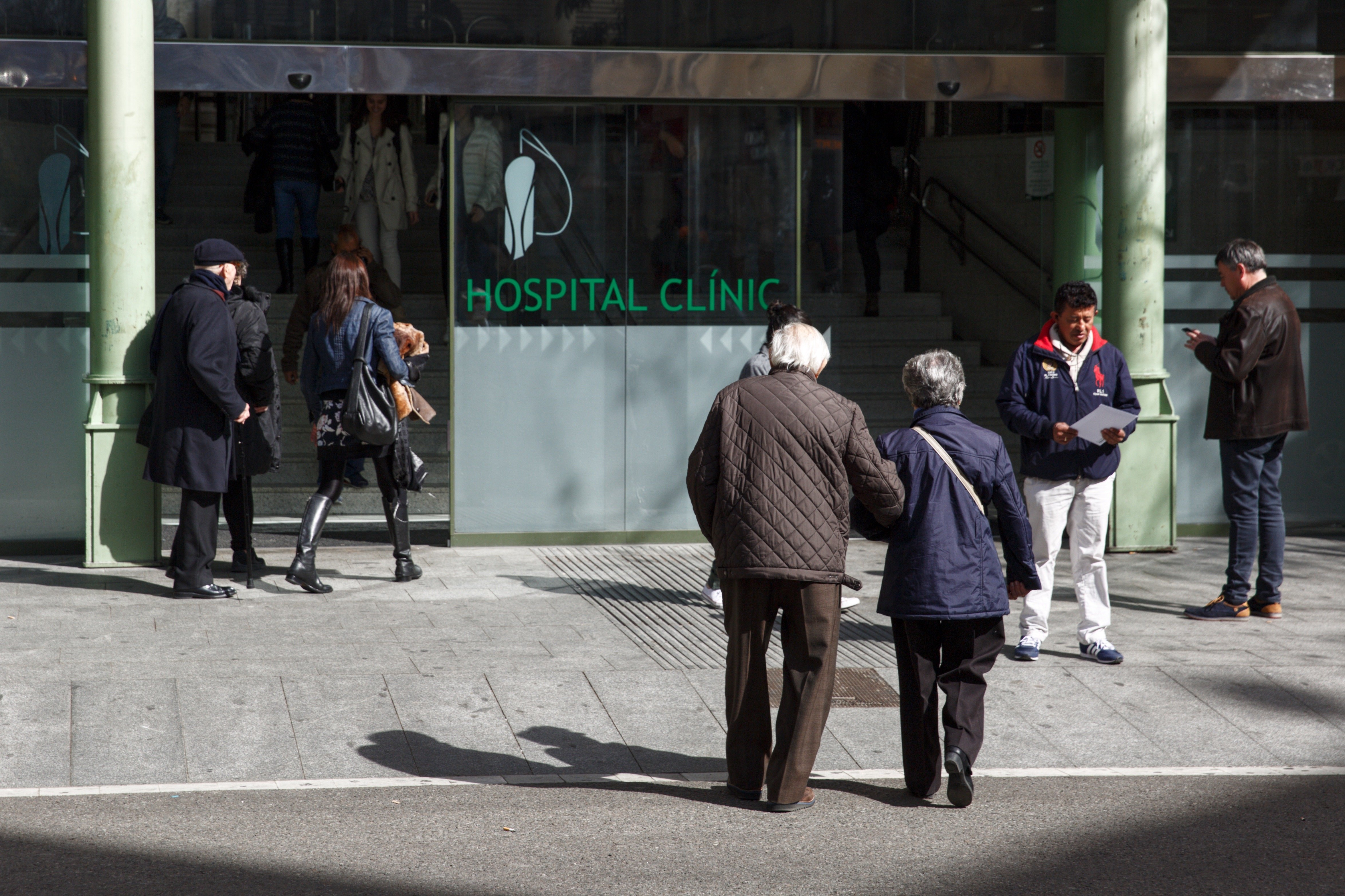 Salut confirma 135 casos nous de coronavirus a Catalunya