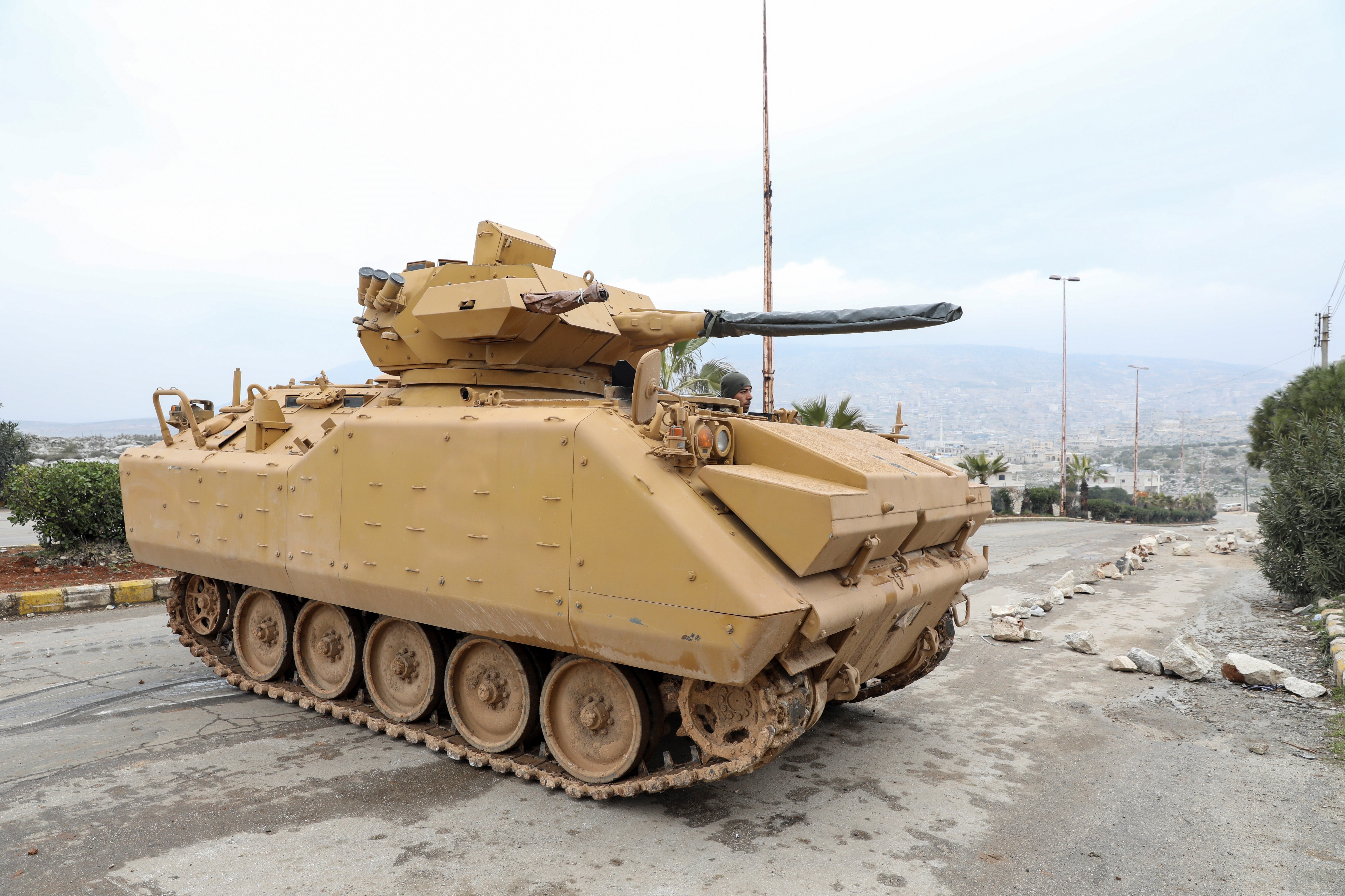 Desenes de soldats turcs moren en combat contra el règim sirià