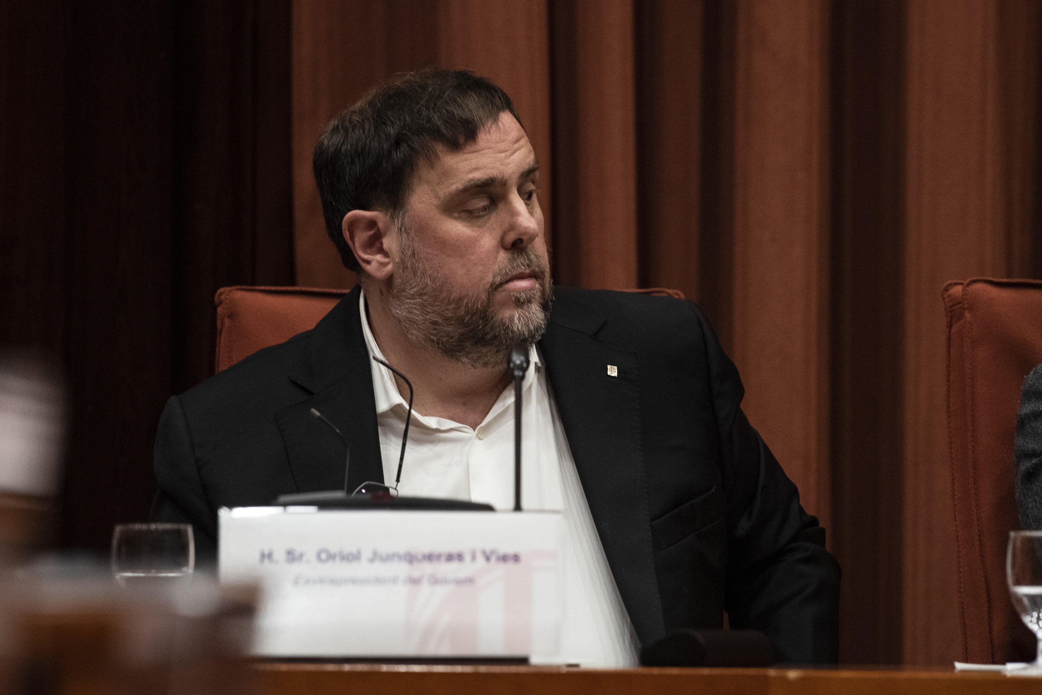 La fiscalía estudia si el trabajo de Junqueras viola la inhabilitación