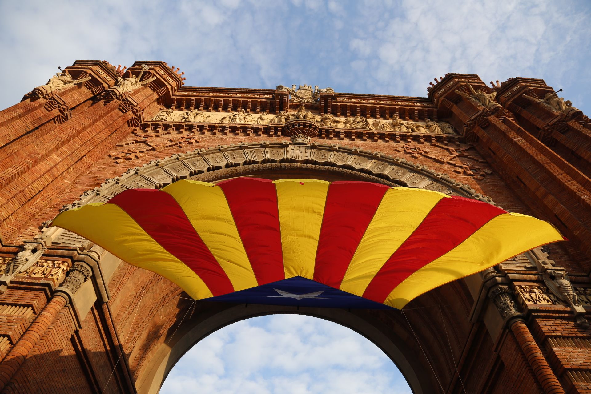 El Suprem ratifica la prohibició d'exhibir estelades a edificis públics