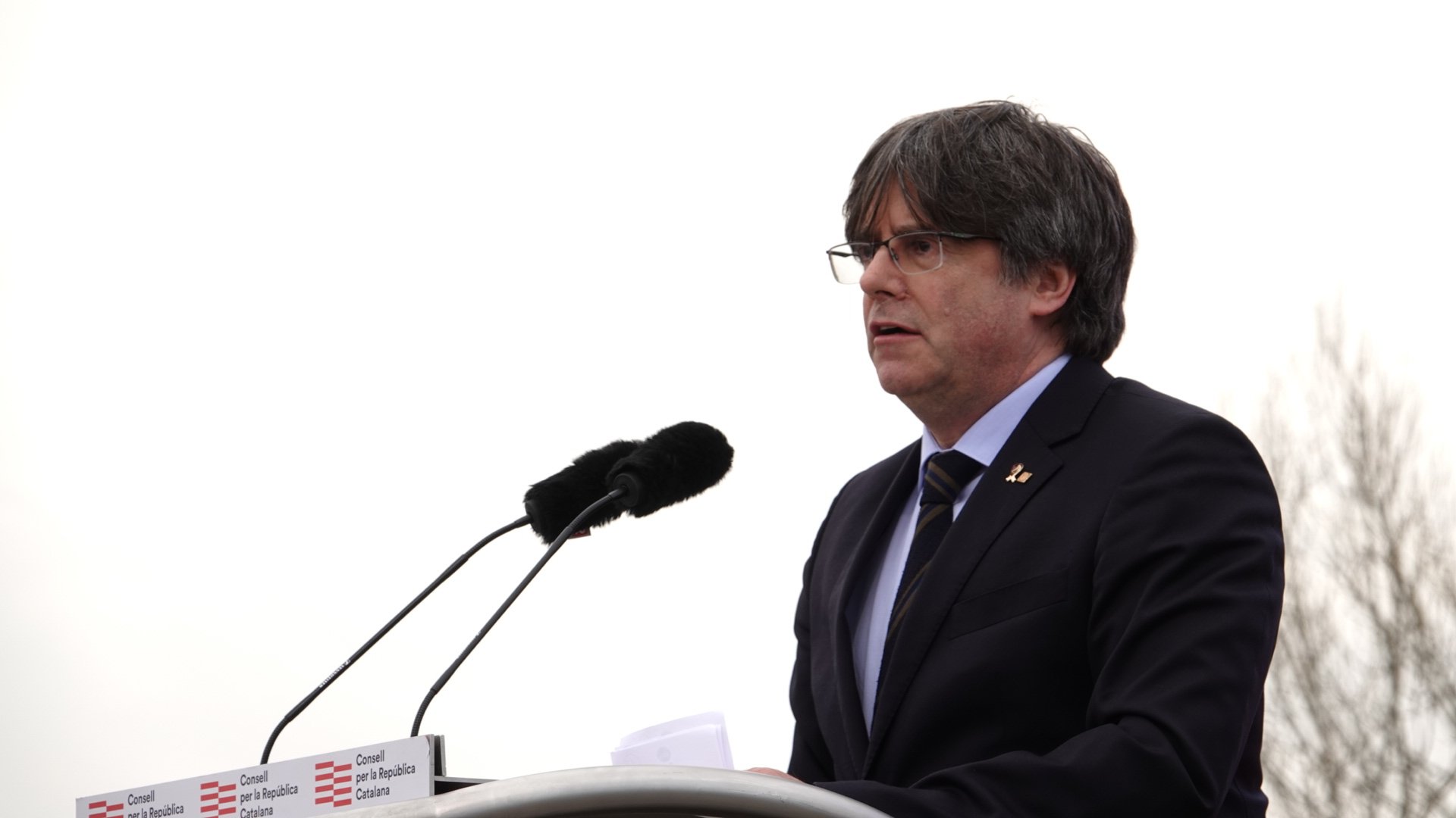 Puigdemont pregunta a la CE por el regalo de 15 millones a las teles privadas