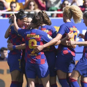 El Barça atropella el Madrid i va directe cap al títol de lliga (5-0)