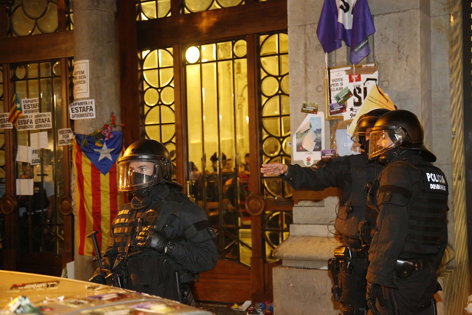 Judge sends 30 more Catalans to trial for alleged roles in 2017 referendum