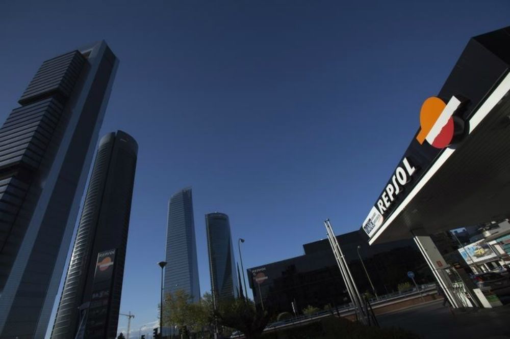 Repsol gana 434 millones hasta marzo, un 43% menos