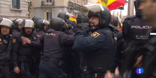 Policías JUSAPOL Congreso RTVE