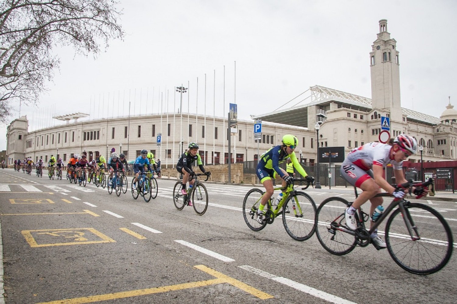 La segunda Volta Ciclista femenina a Catalunya llega a Sant Cugat