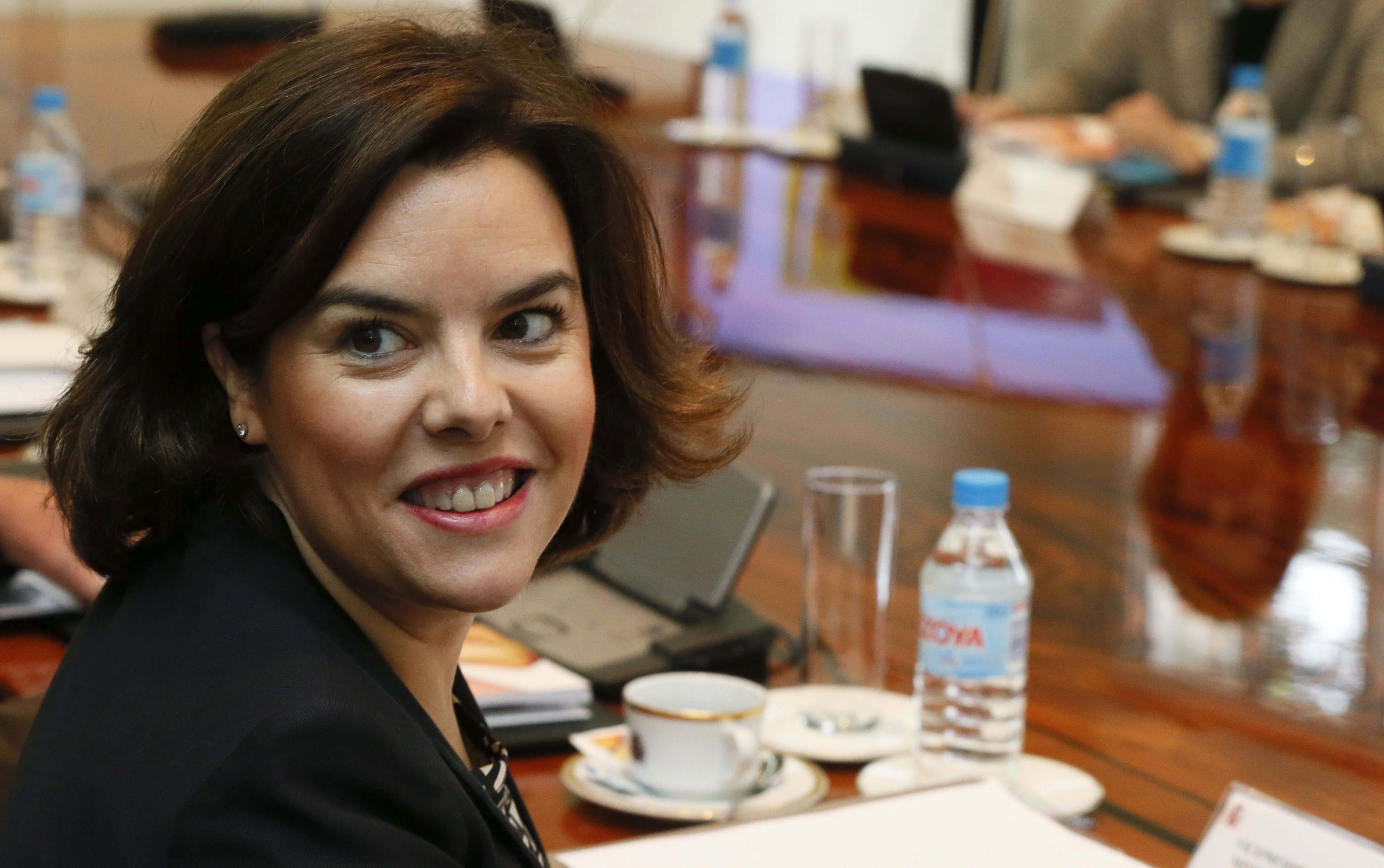 Rajoy envía a Soraya a lidiar con Catalunya el 26J