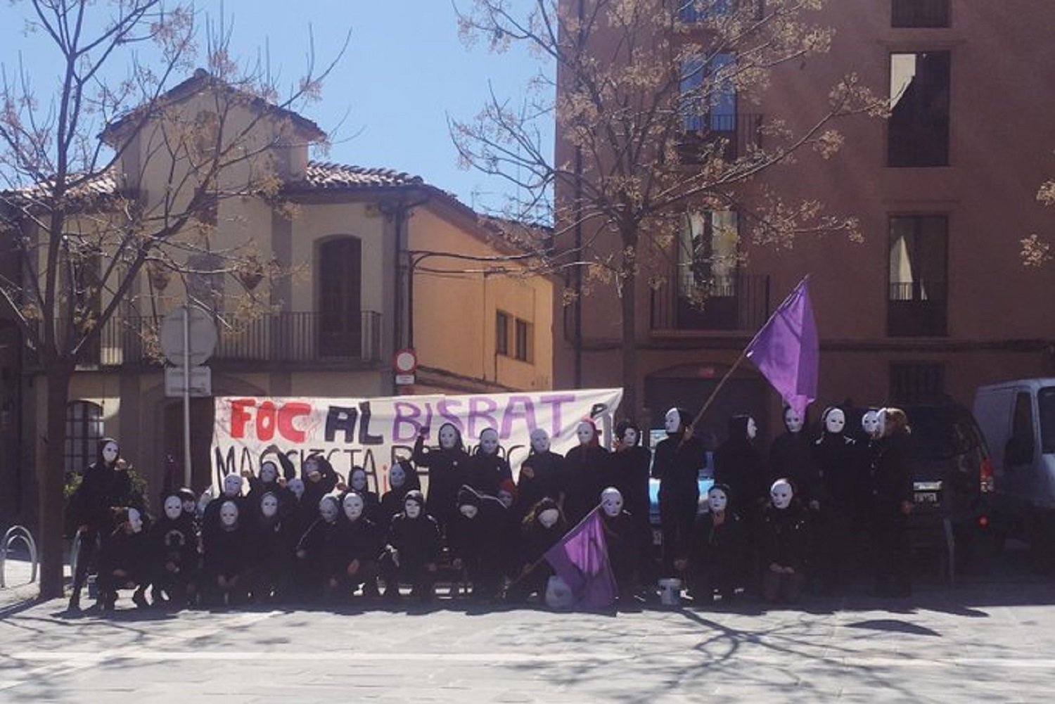 Protesta feminista davant del Bisbat d'Urgell