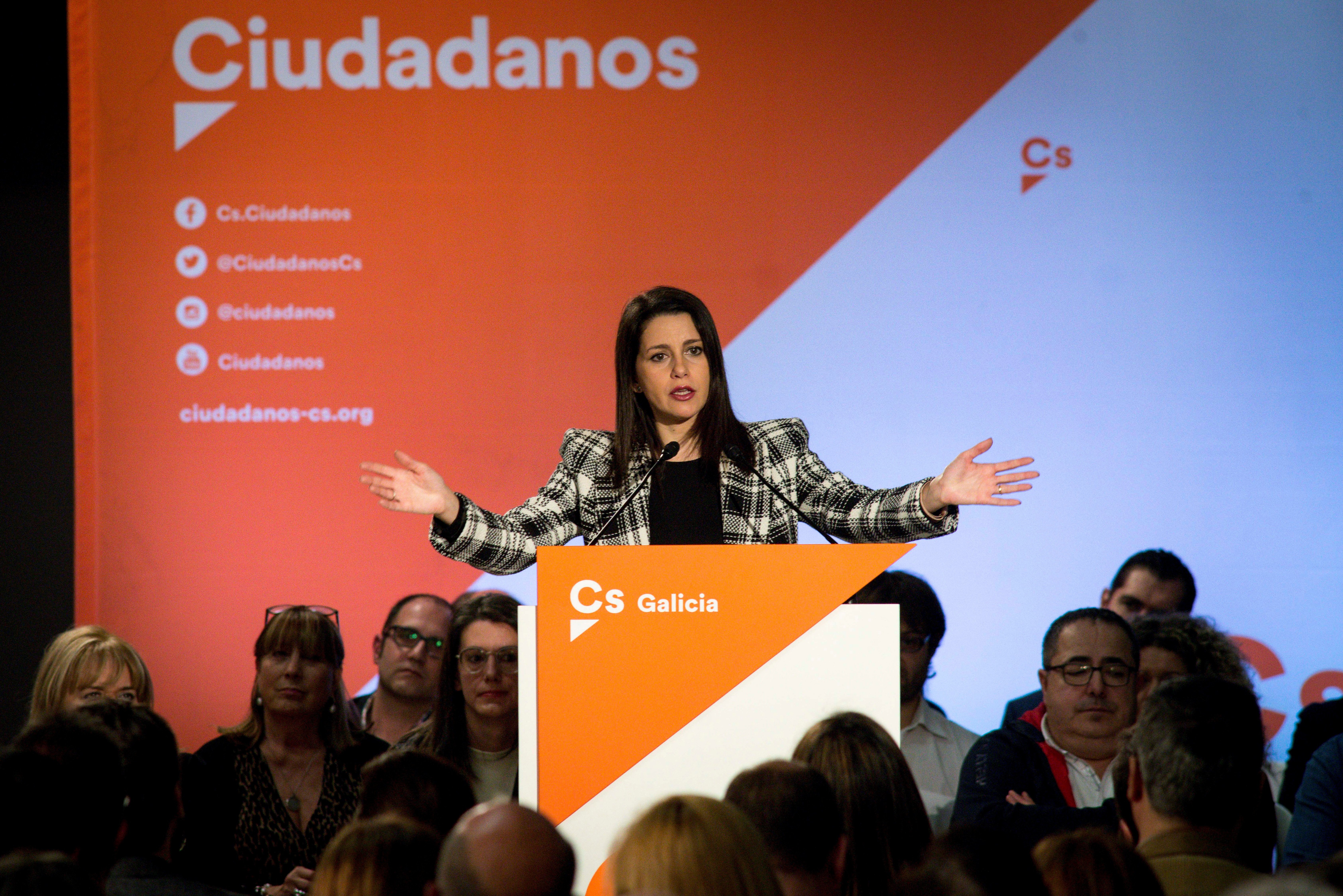 Críticos de Cs piden otra asamblea y urnas: "La última fue un parche"