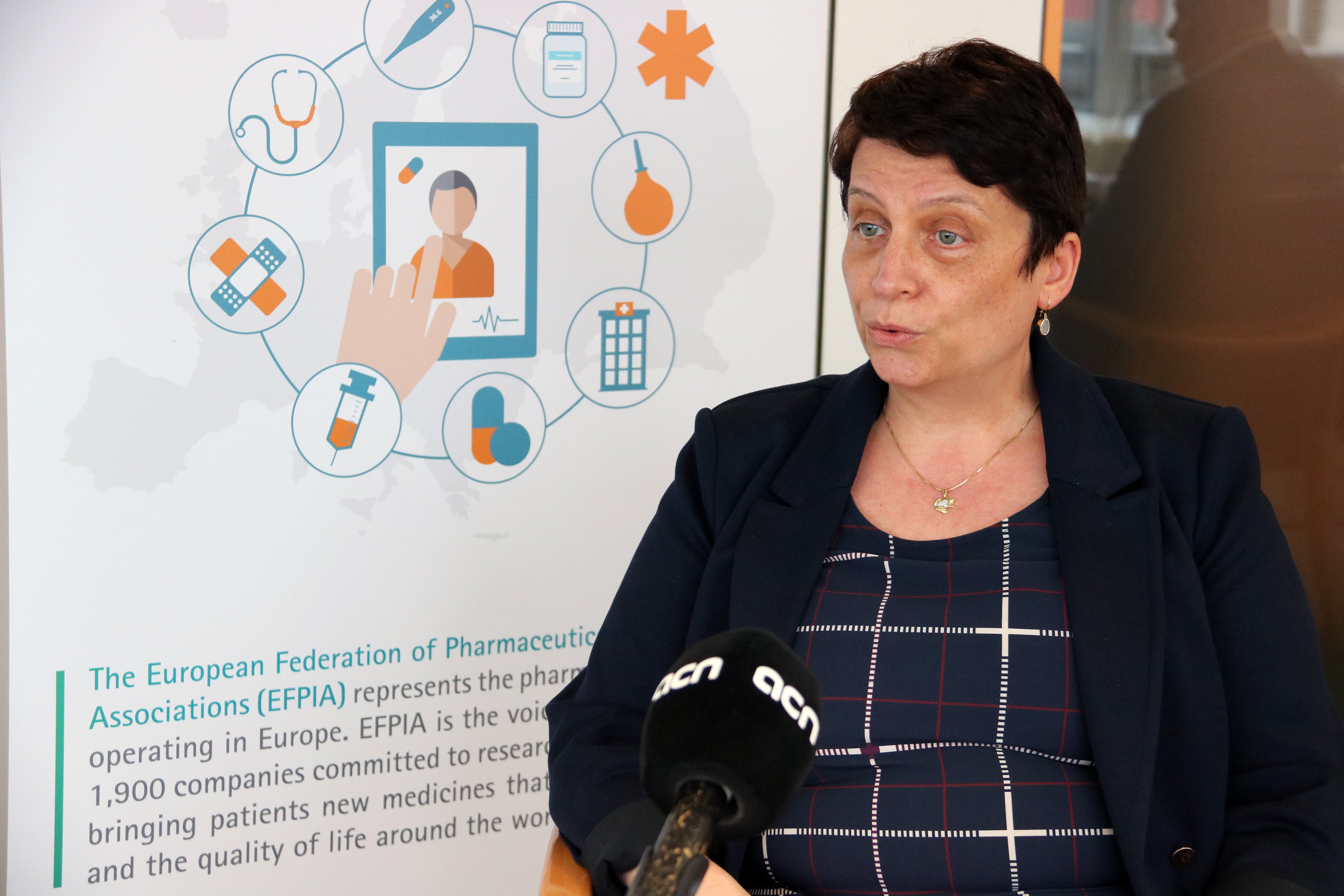 Magda Chebus federación famacèutica europea coronavirus ACN