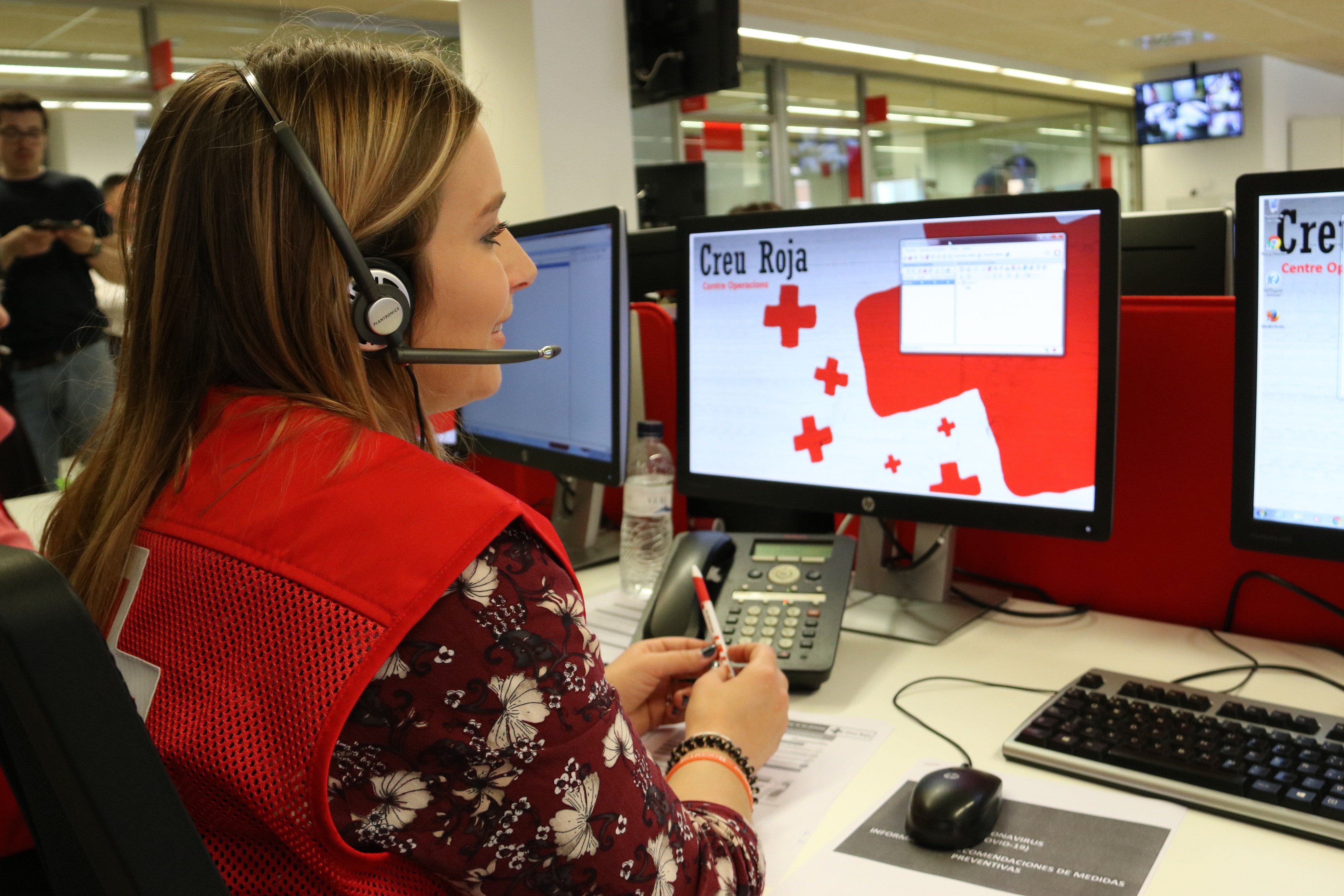 La Creu Roja alerta que les iniciatives veïnals poden estendre el coronavirus