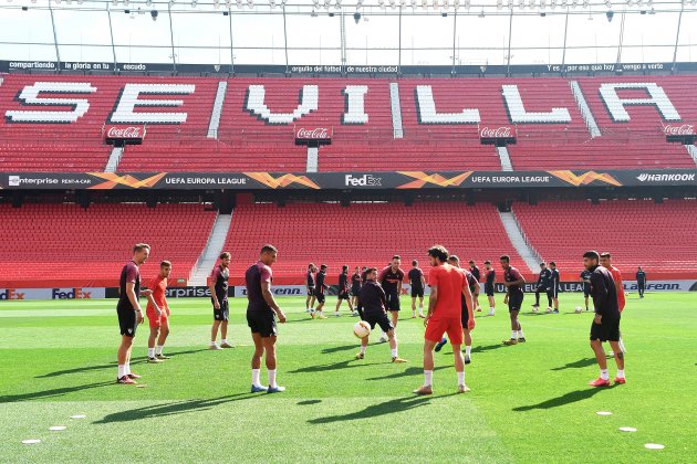 Sevilla entrenamiento EFE