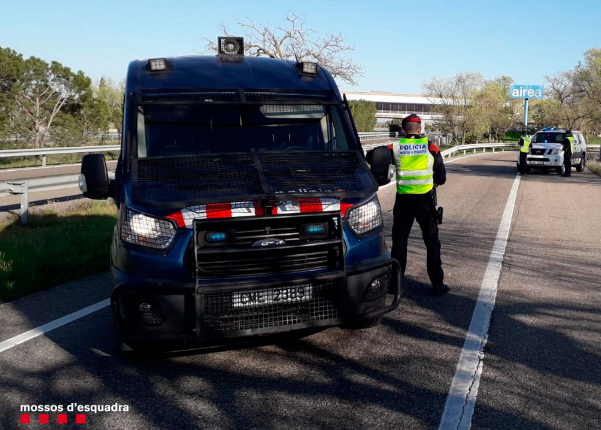 Mossos d'Esquadra police begin coronavirus checks on vehicles entering Catalonia