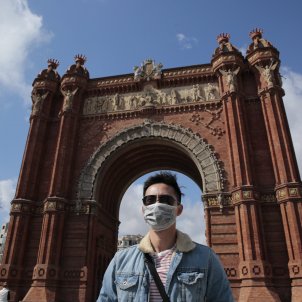 Arc de Triomf Turista Coronavirus mascareta - Sergi Alcàzar Arc de Triomf Turista Coronavirus mascareta - Sergi Alcàzar