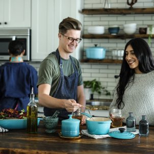 Familia cocina Unsplash