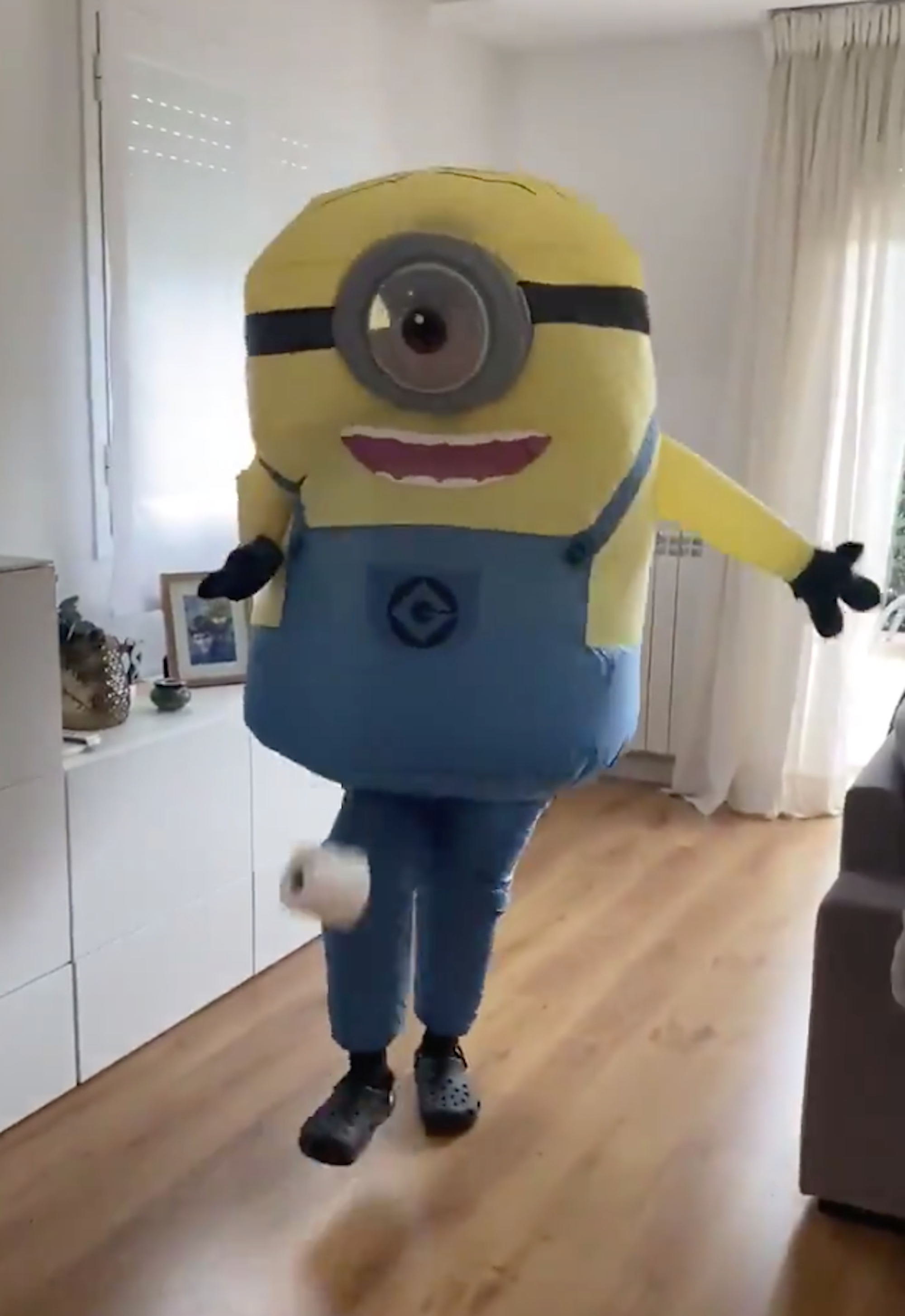 VÍDEO | Àlex Márquez es disfressa de Minion per fer un repte viral