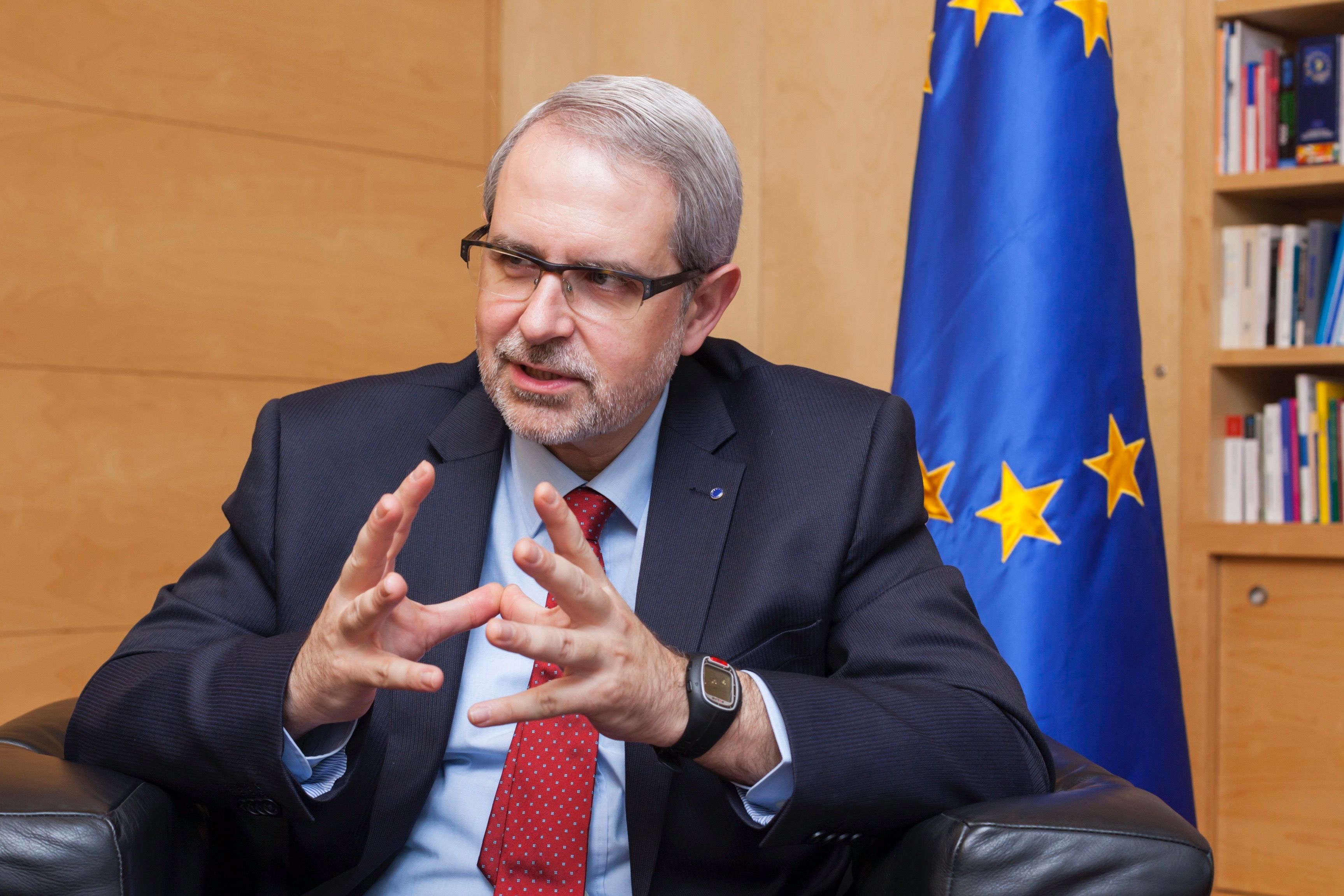 “Juncker tiene por Puigdemont un gran respeto y no descarto que se encuentren" “Juncker tiene por Puigdemont un gran respeto y no descarto que se encuentren"