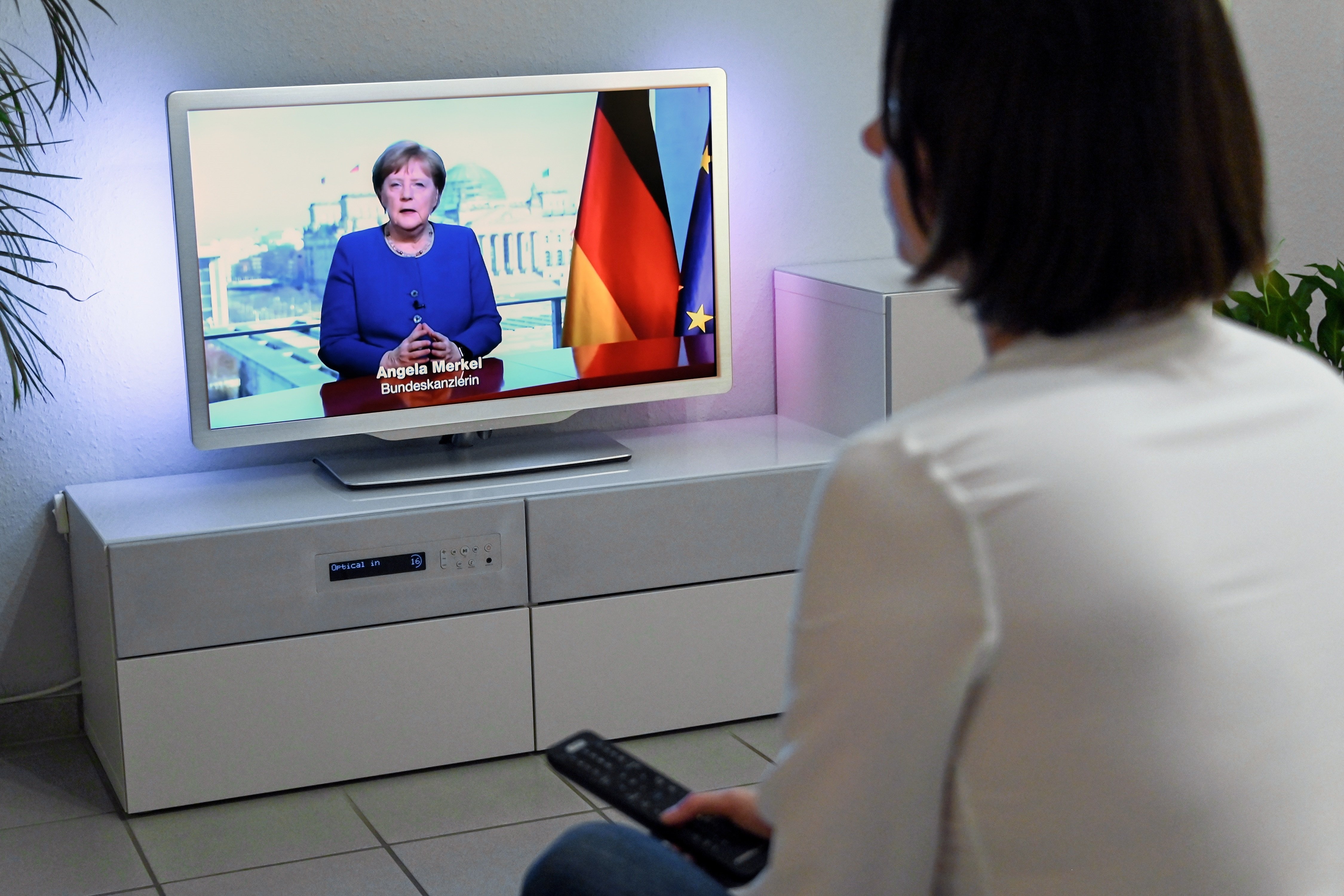 Merkel, rotunda amb el coronavirus: "És greu com la Segona Guerra Mundial"