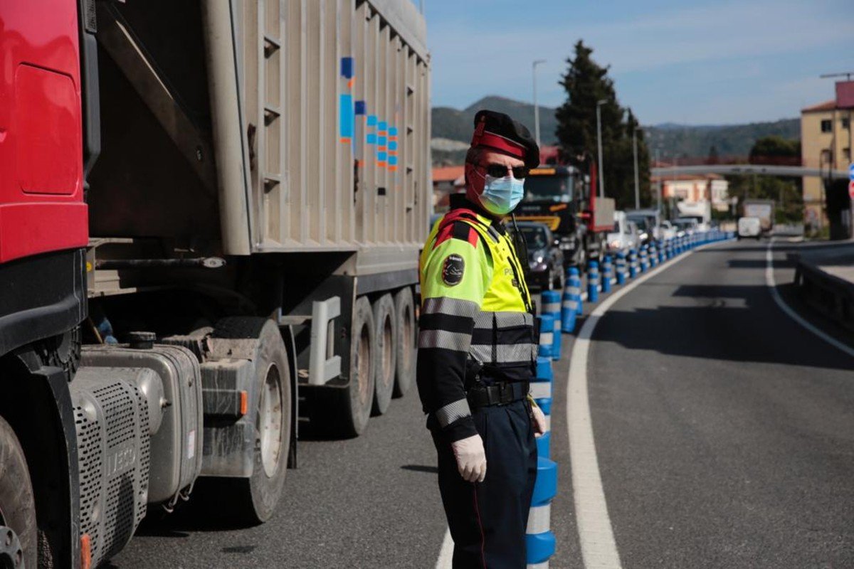 Multes de 30.000 euros i 200 controls per aturar els vehicles pel coronavirus