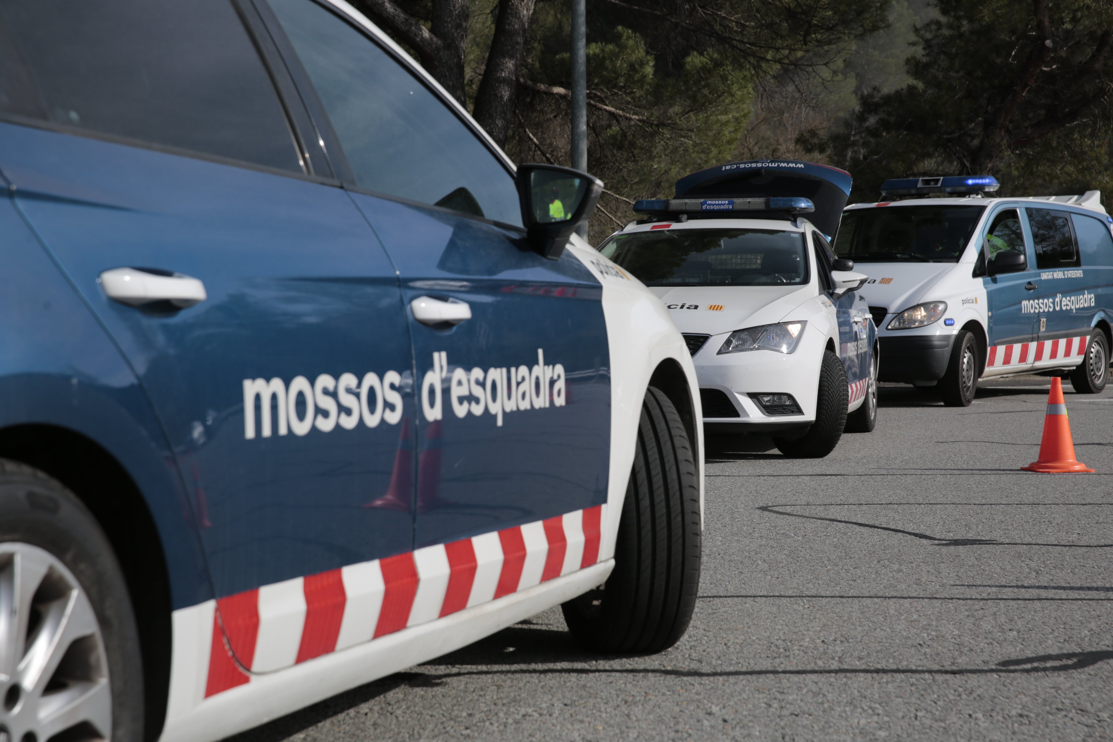 Els sindicats dels Mossos demanen més mesures i materials contra el coronavirus