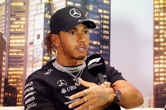 Lewis Hamilton Mercedes rueda prensa Europa Press