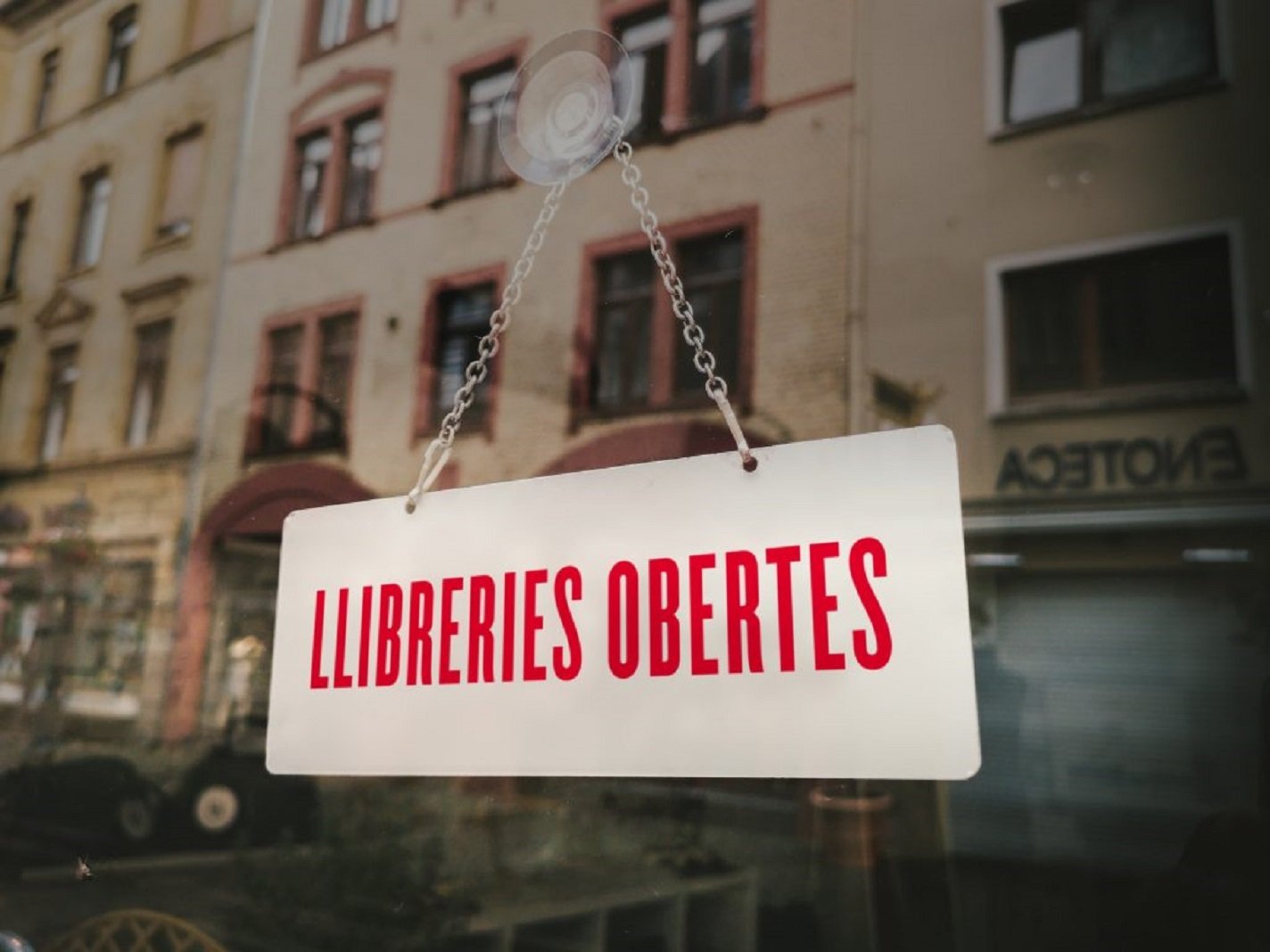 "Llibreries obertes": com enfortir les llibreries en dies de coronavirus
