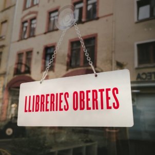 "Llibreries obertes": cómo fortalecer a las librerías en días de coronavirus
