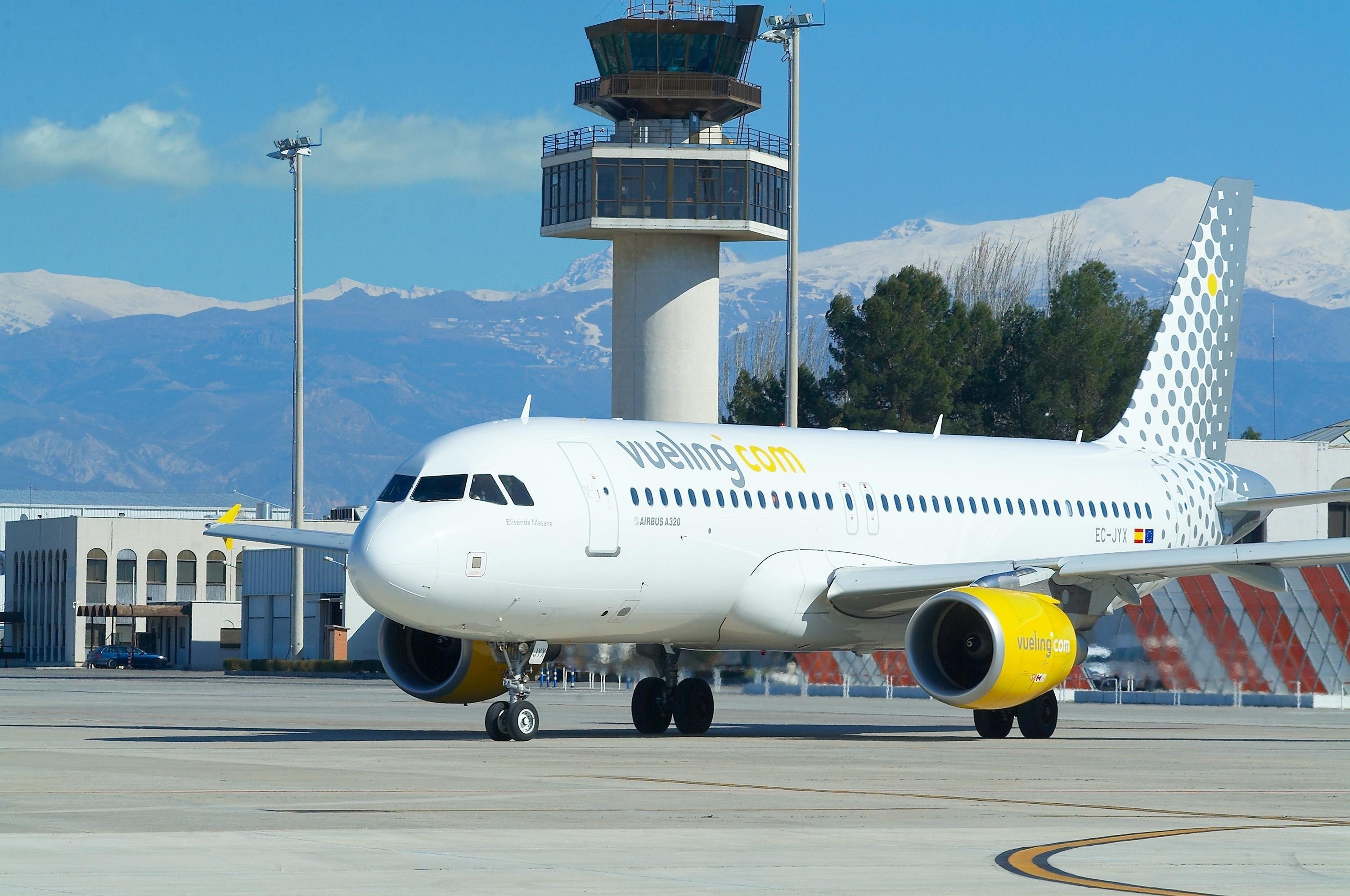 Vueling recuperará 72 rutas desde el Prat a partir de finales de junio