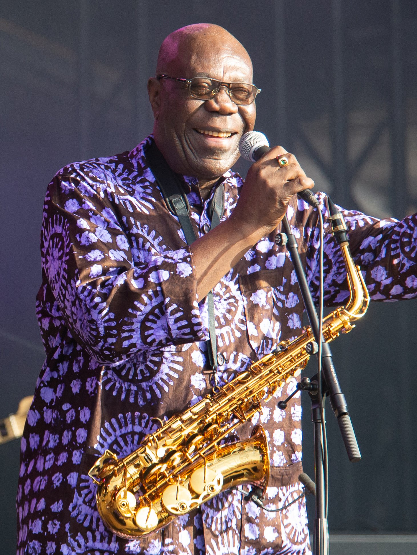 Mor el saxofonista Manu Dibango a causa del coronavirus