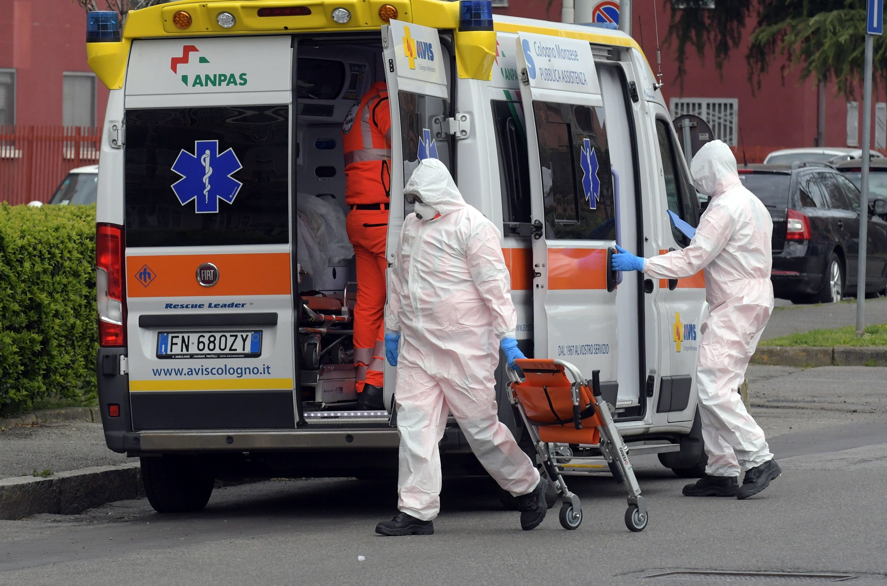 Vuelven a aumentar los muertos por coronavirus en Italia: ya rozan los 14.000 Vuelven a aumentar los muertos por coronavirus en Italia: ya rozan los 14.000