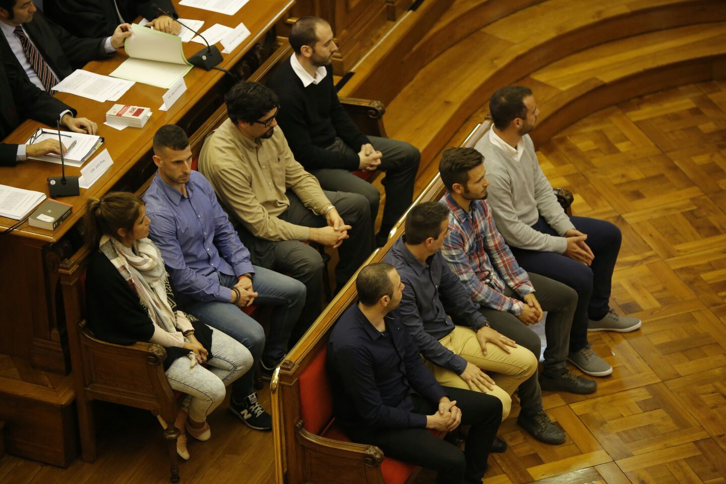 Els mossos del cas Benítez tanquen un acord de mínims per evitar el judici