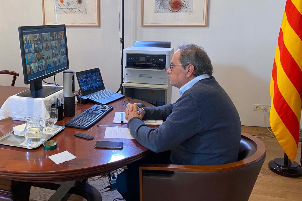 Torra propone frente común a alcaldes para exigir al Estado más margen de gasto