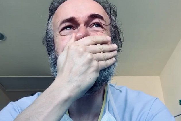 Tristán Ulloa llorando