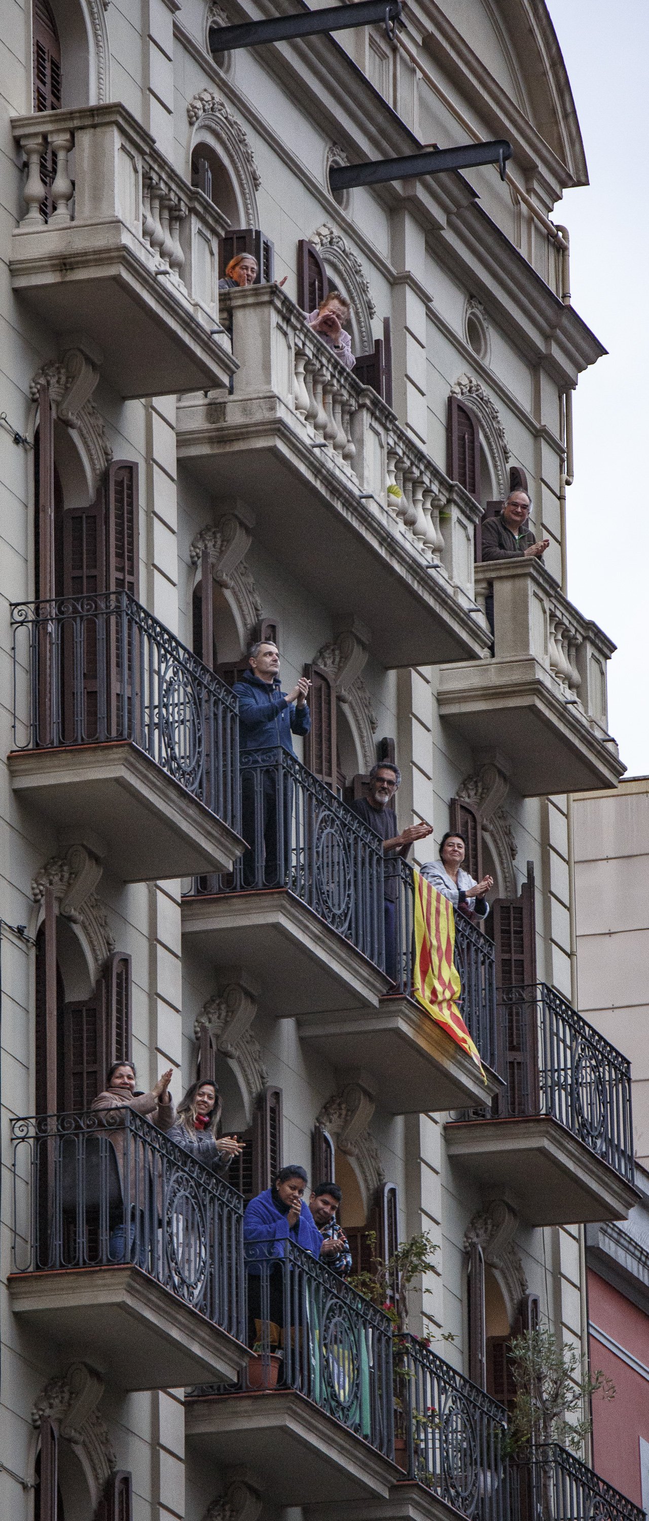 Los libreros proponen leer en voz alta en las ventanas el día de Sant Jordi
