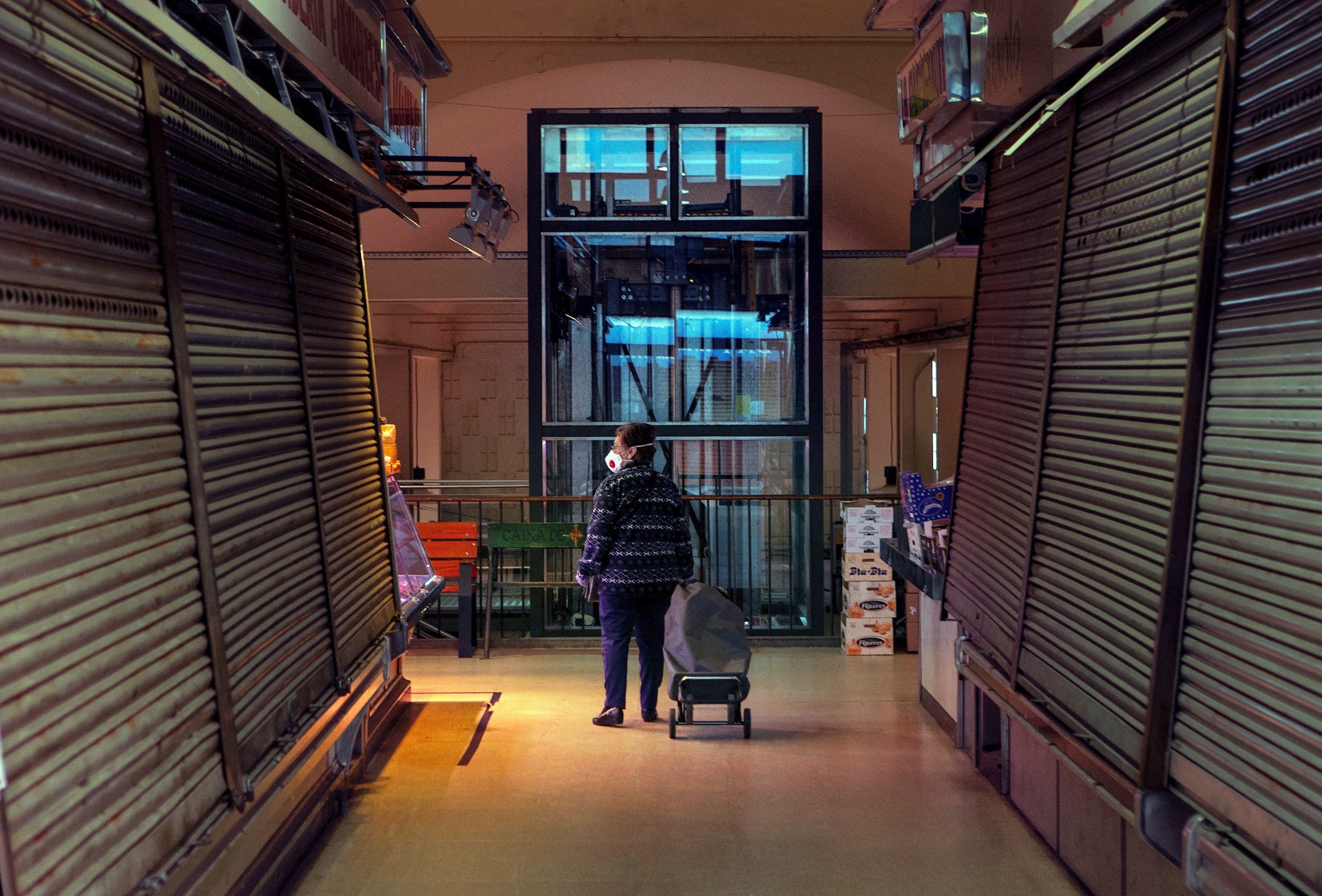 Mercado Barcelona Nuevo Barrios coronavirus EFE