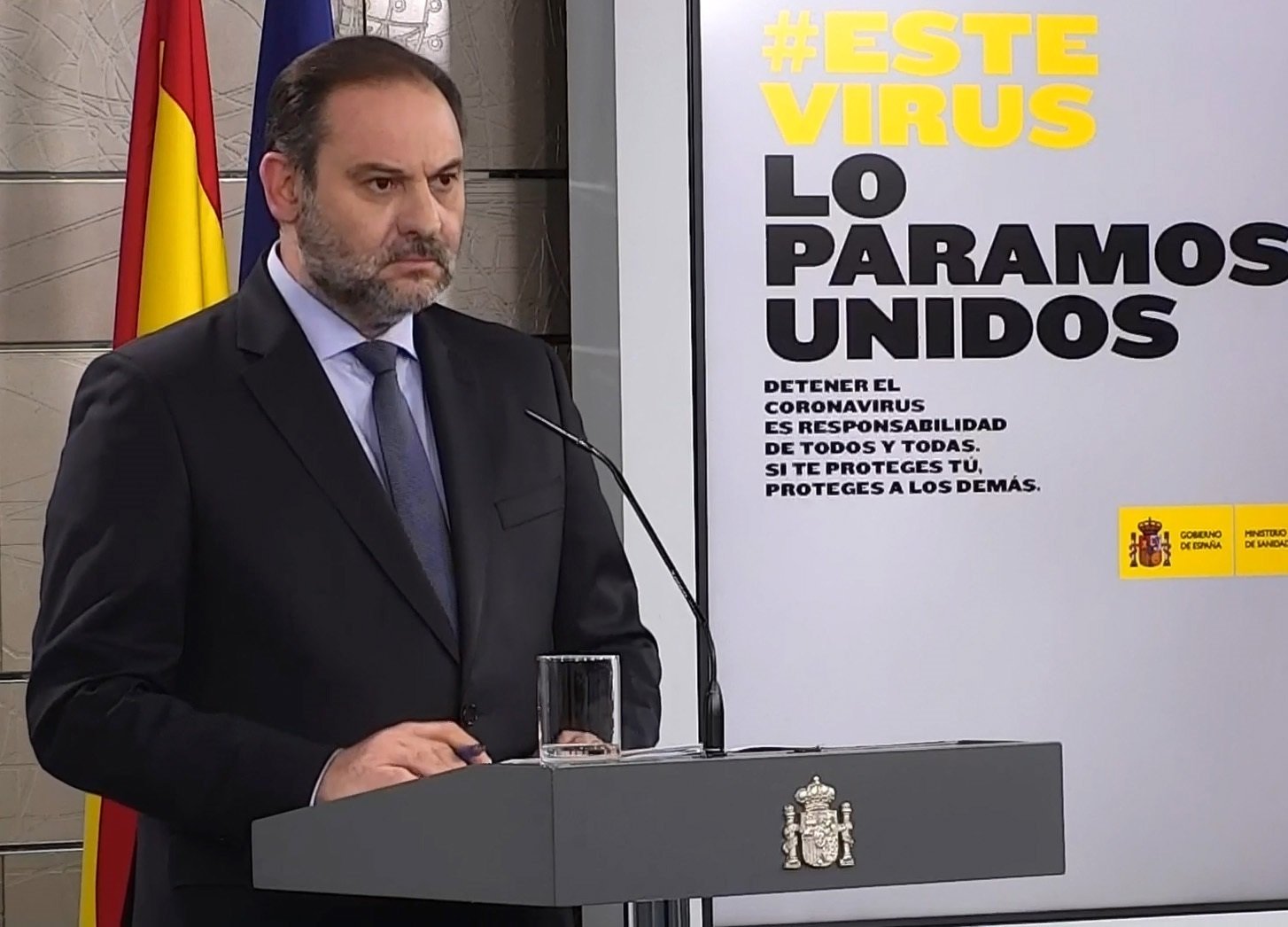 Denuncien que el ministre Ábalos prohibeix l'ús del català