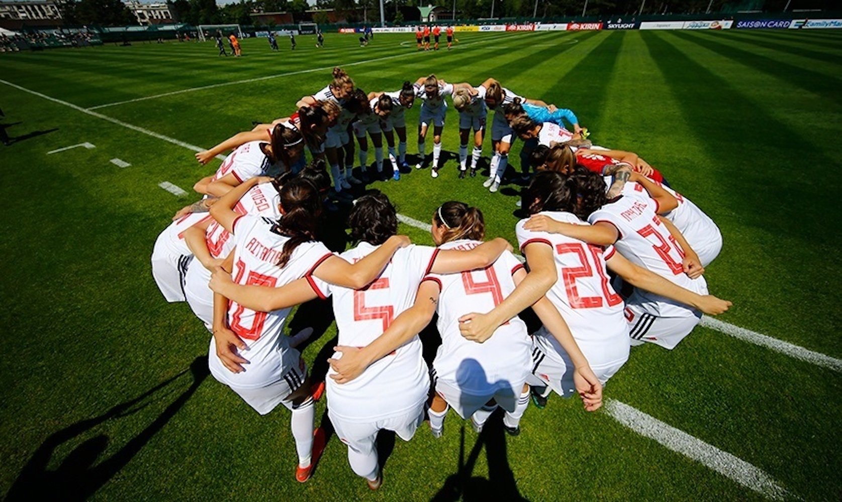 La UEFA aplaza la Eurocopa femenina al 2022 a causa del coronavirus