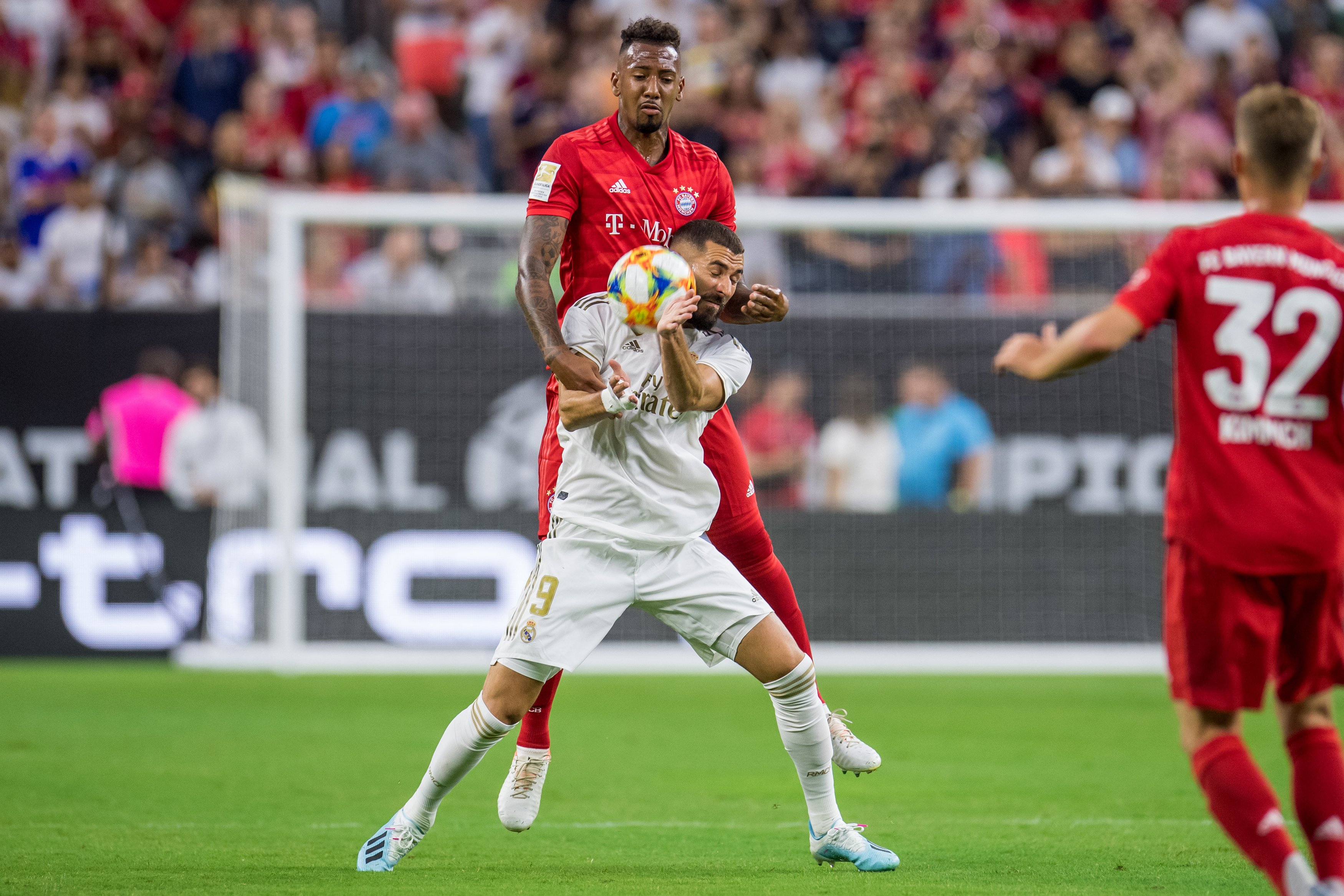 Jerome Boateng, agente libre, ofrecido al Real Madrid por las lesiones de David Alaba y Militao