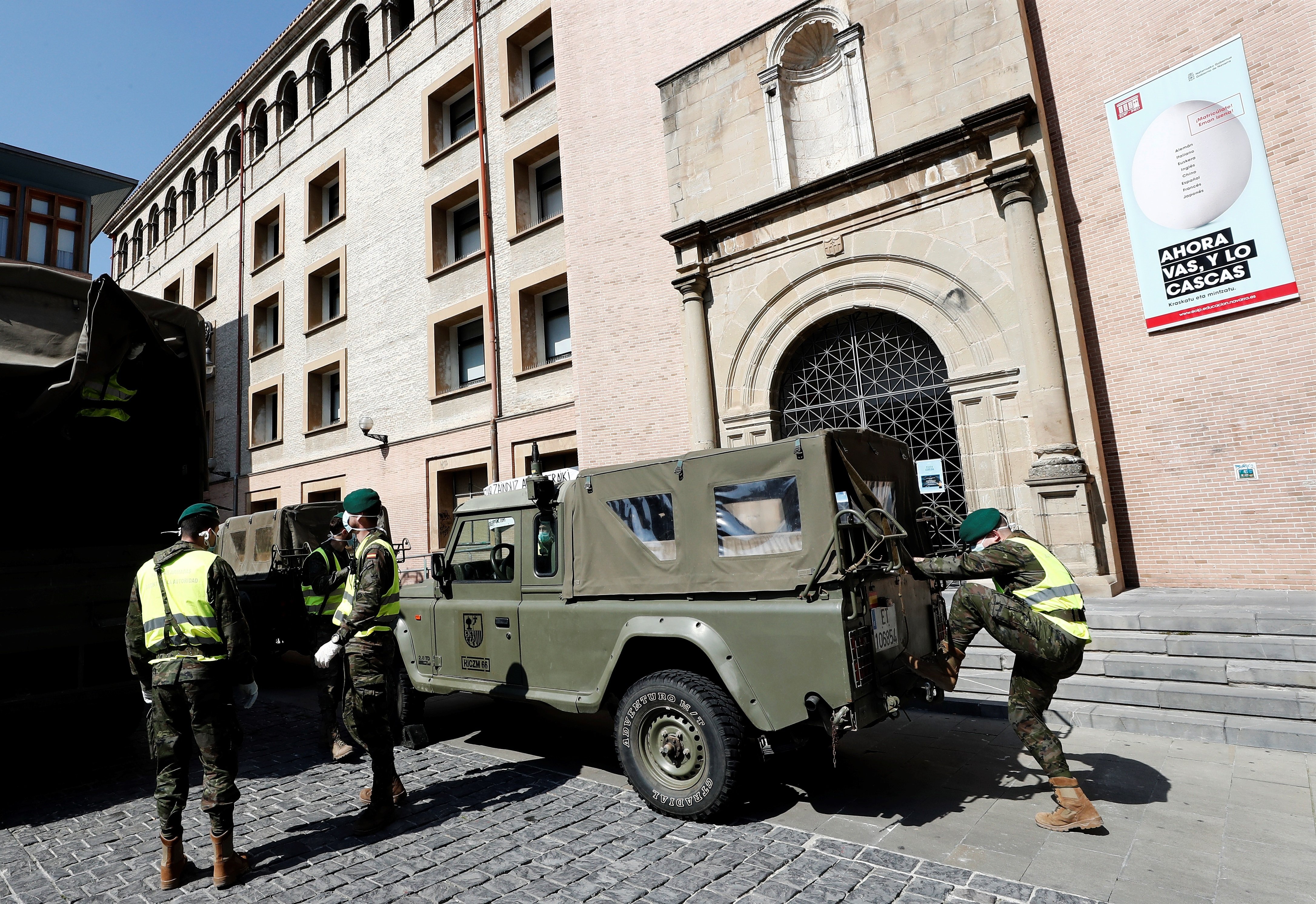 Coronavirus | VÍDEO| Fuerte cacerolada al ejército español en Pamplona