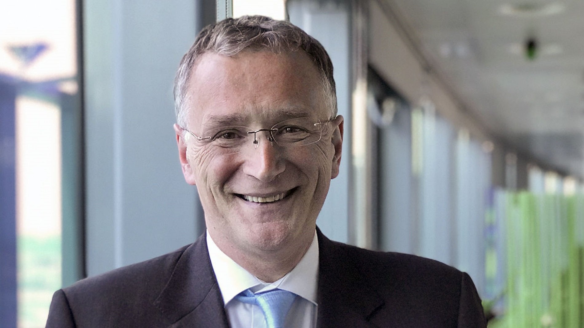 Plega el cap del comitè científic de la UE per la resposta al coronavirus