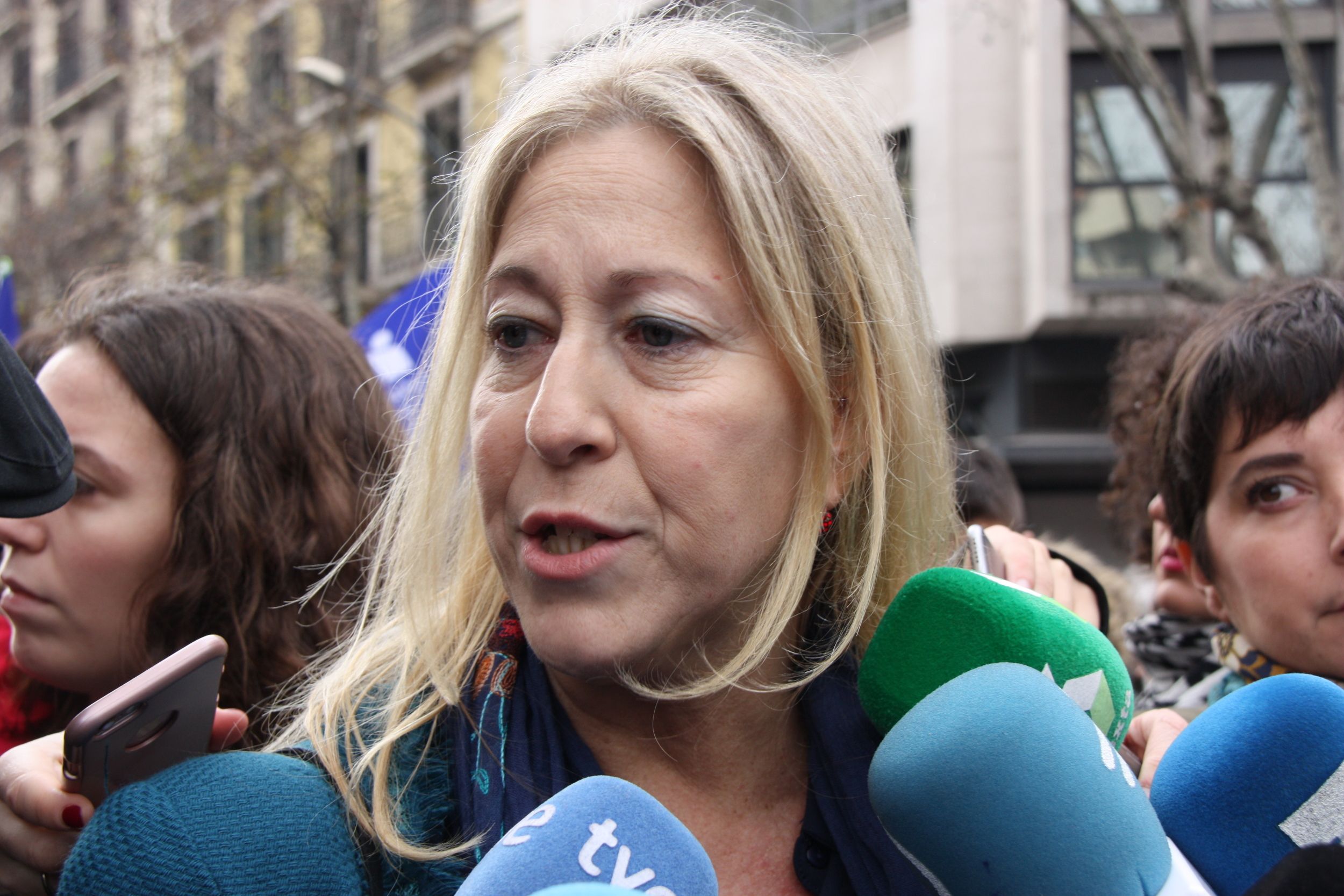 Munté reitera que el Govern pot acollir 4.500 refugiats i carrega contra l'Estat