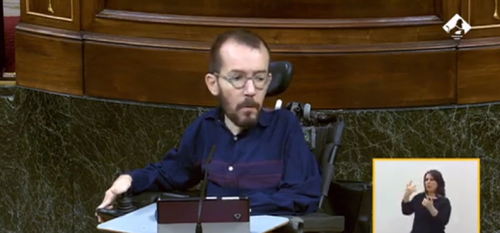 Echenique: "Els Borbons ja van a més de dos escàndols per setmana"