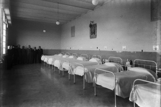 Pavelló anti tuberculós del Hospital de Sant Pau (años 30). Fuente Archivo Nacional de Catalunya. Fondo Brangulí