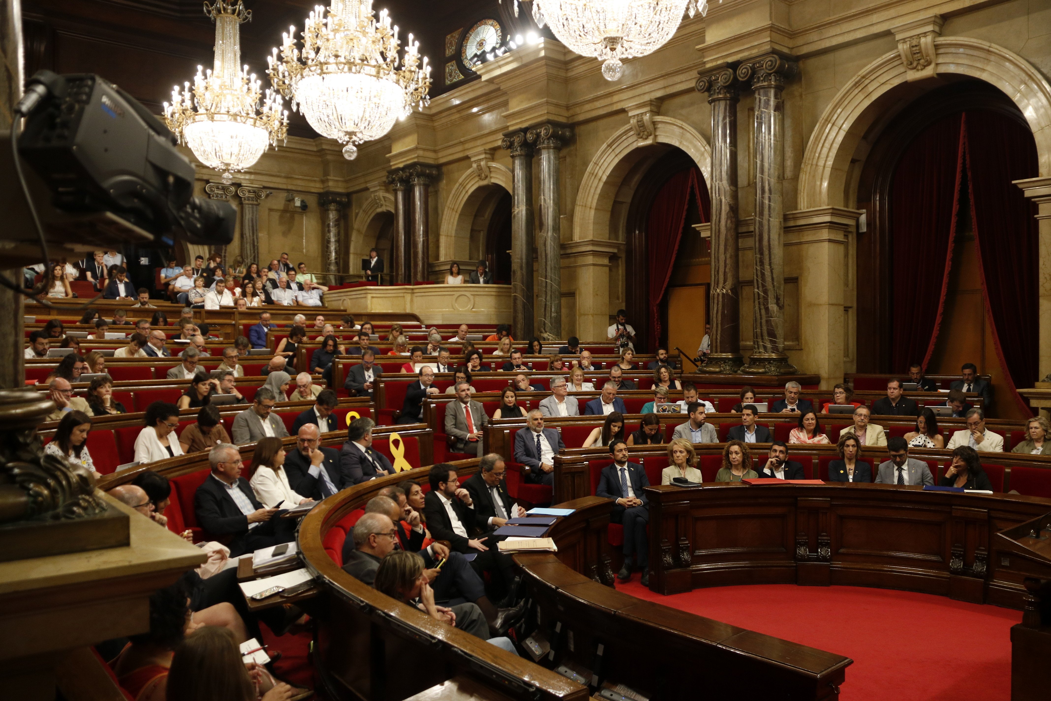 El Parlament aprovarà els pressupostos del Govern amb 21 diputats i vot delegat