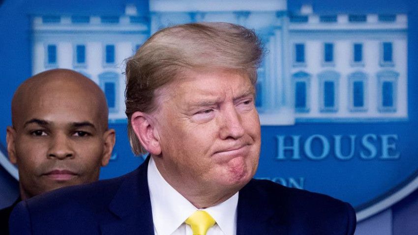La gestió del coronavirus debilita Trump La gestió del coronavirus debilita Trump