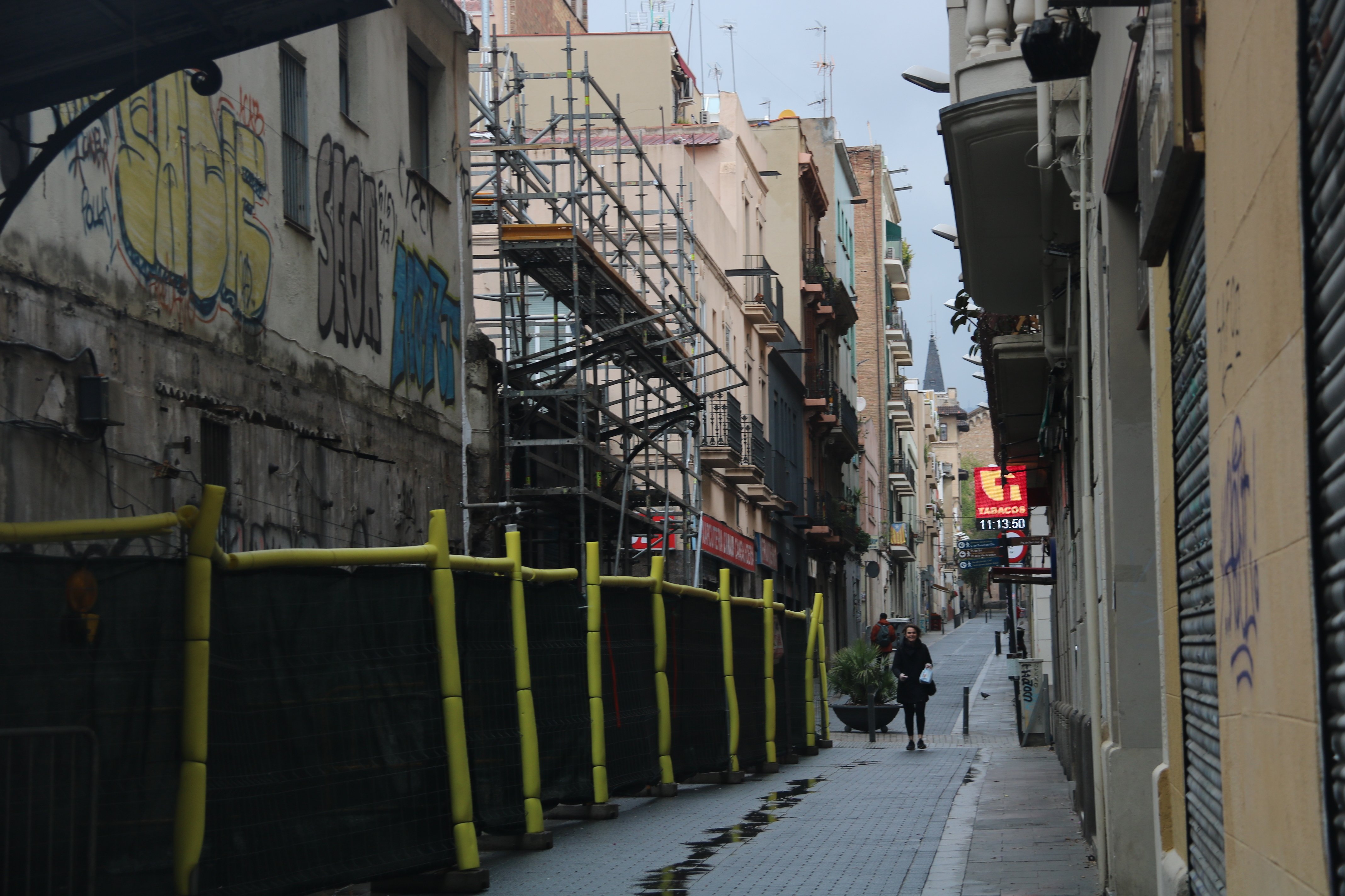 El govern espanyol suspèn les obres en edificis habitats per evitar contagis